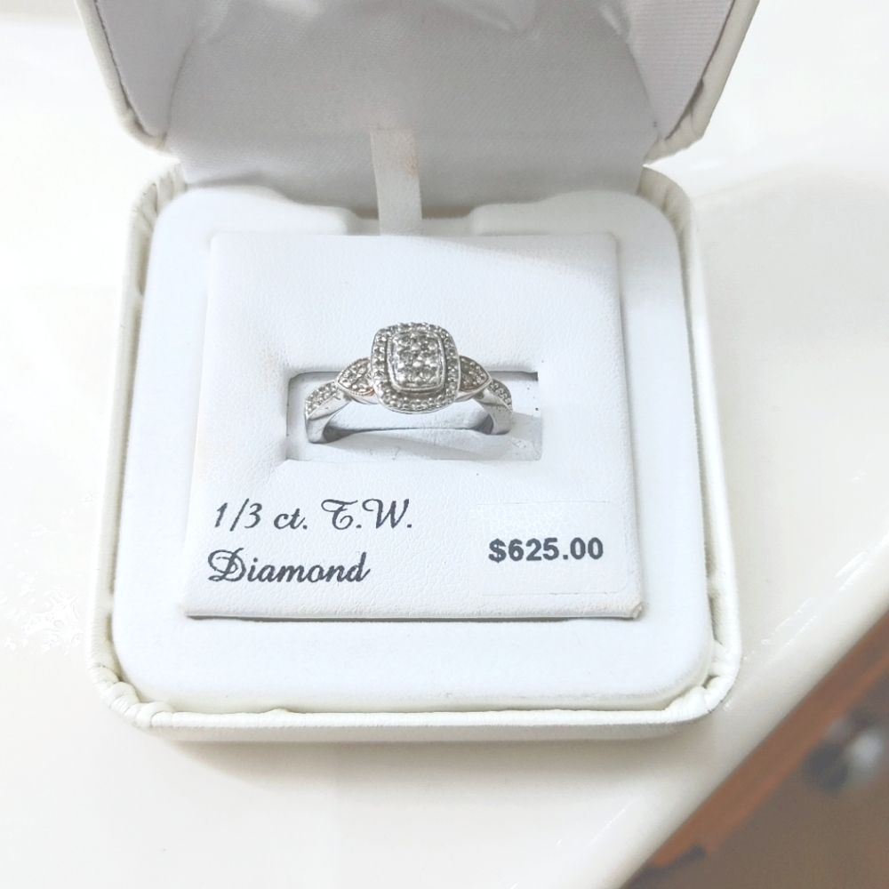 JWBR Sterling silver (925) -1/3 carat, cluster diamond ring.